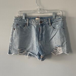Alice + Olivia You Look Amazing Distressed Shorts Summer Spring Break Travel